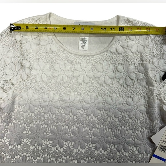 Alfred Dunner size PXL white and gray ombré shirt NWT, never before worn! - Picture 4 of 10